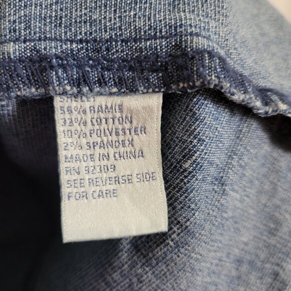 DG2 by Diane Gillman Medium Denim Vest embellished w/grommets studs blue EUC - Picture 8 of 9